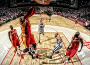 德罗巴与50激战加拿大队分钟，比赛局势复杂胜负难料！，C罗焦点对战赢得满堂喝彩